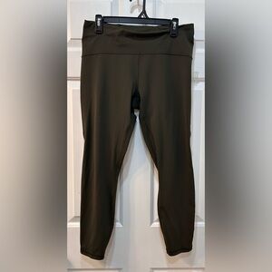 Lululemon Train Times 7/8 Pant Sz 12 Olive Green Athleisure Workout Yoga Legging